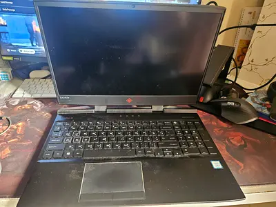 HP Omen 15 Gaming Laptop – RTX 2060 / i7 / 16GB