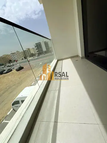 School Zone l luxurious 2BR l First Shifting l 3-Bathroom l Road Side Building
