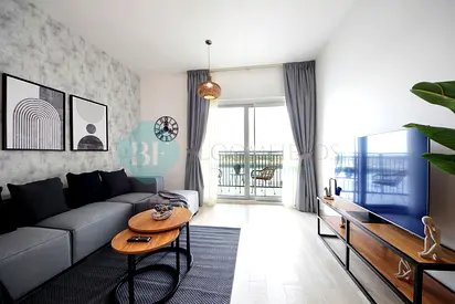 Short-Long Term | Canal View | Spacious Unit