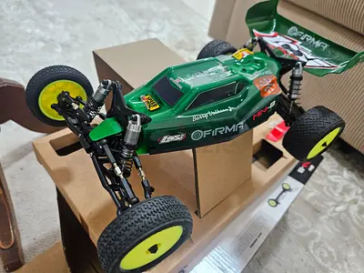 Losi Mini B pro  Buggy 1/16 new brushless