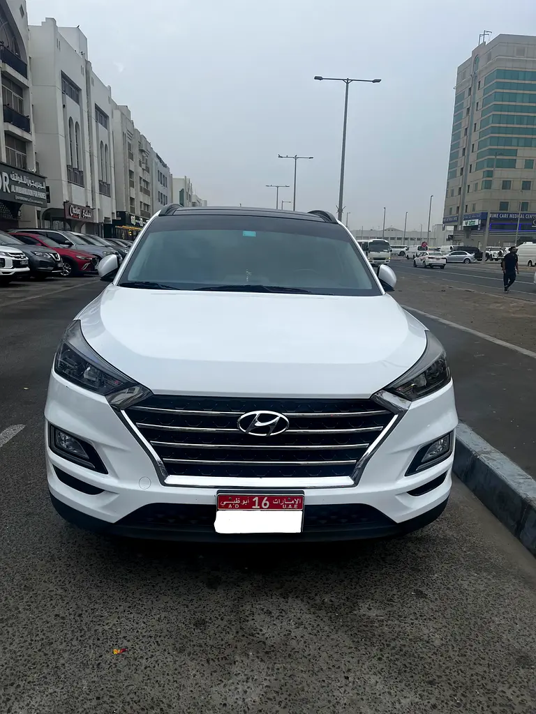 Hyundai Tucson 2021 — photo 1 of 2