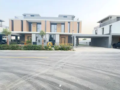 4BR Villa | Multiple Views | Community Amenities