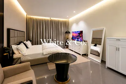 Park and Pool View | Vacant | Investment