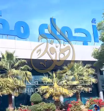 خزائن حائط إطلالة بحرية مميزة مساحة 1000 قدم تفاصيل الإيجار: الإيجار السنوي 52,000 درهم الدفع على 3 دفعات الشقة تتميز بتهوية ممتازة وإضاءة طبيعية مع م