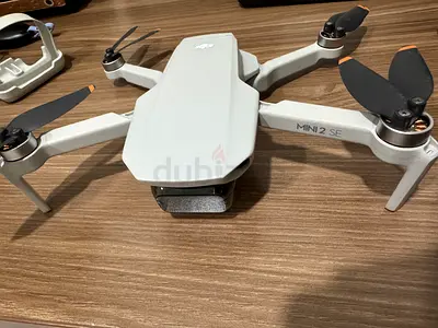 DJI MINI 2 SE with controller