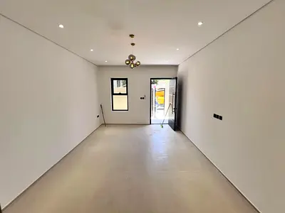First occupancy - Master bedrooms - Living room and hall - Storage room - Two floors - Excellent layout - New split air conditioners