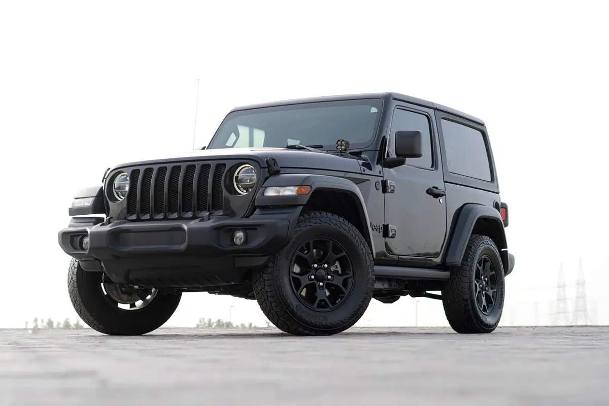 Jeep Wrangler 2020 — photo 1 of 20