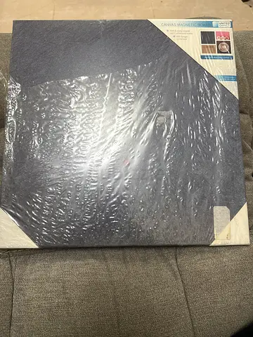 Blue magnetic canvas board with pen