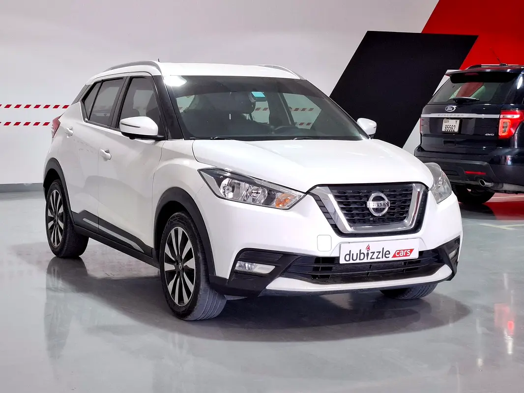 Nissan Kicks 2018 — photo 1 of 15
