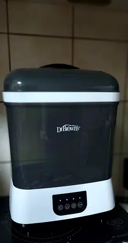 Dr. Browns Electric Baby Bottle Sterilizer and dryer - Used