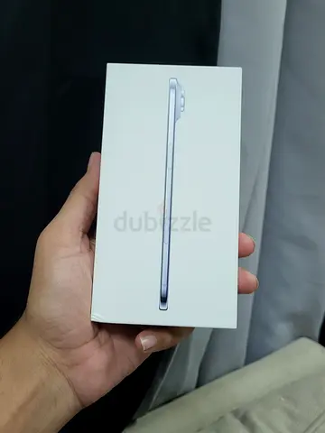 Apple iPhone 17 AIR 256GB (Brand New in Box)