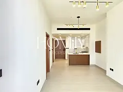Smart Home | Pool View | Ready to Move