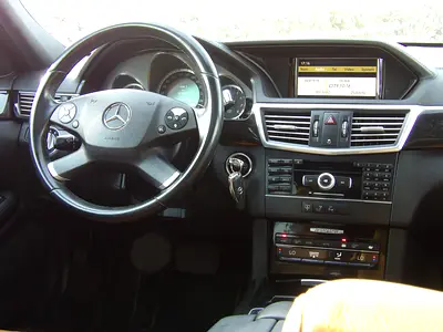 صورة مصغرة 10 لـ 2010 Mercedes-BENZ E-CLASS