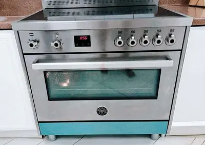 Bertazzoni 5 Zone Electric Cooking Range 90 cm – Italian Collection