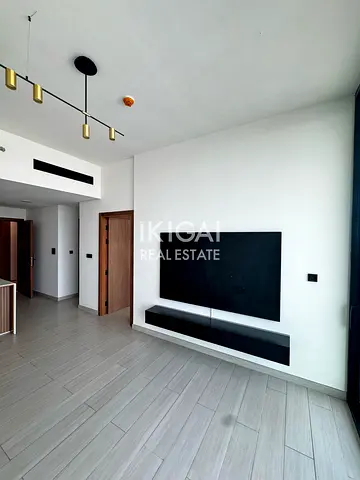 Premium High Floor Apartment | Ready to Move In | Multiple Cheques