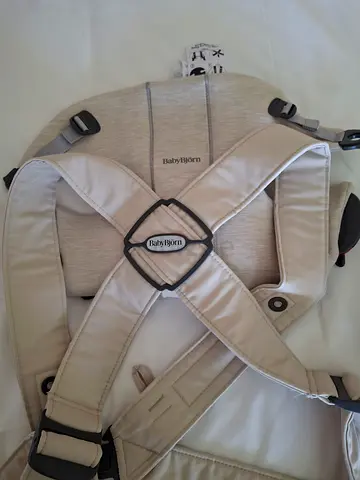 Baby carrier baby bjorn