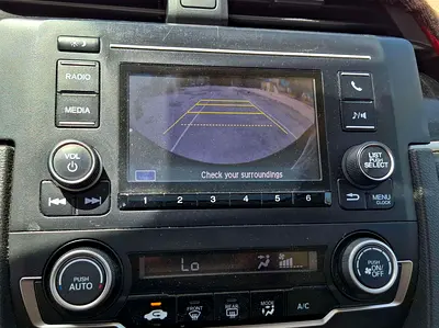 2020 Honda CIVIC thumbnail 13
