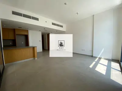 Specious luxury apartment for rent