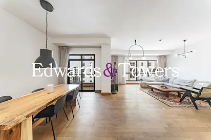 Exclusive|Mid Floor|Upgraded (wood)|Furnished