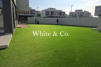 Huge Plot | Corner Unit | Ready To Move