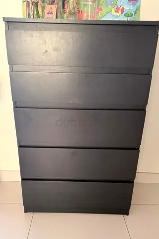 Black 5-Drawer Tall Dresser / Chest of Drawers - Good Used Condition