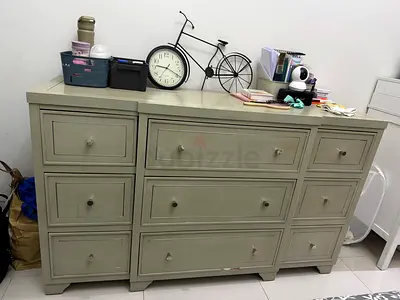 Chest drawers