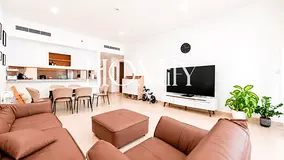 Chiller Free | Park Access | Spacious Layout