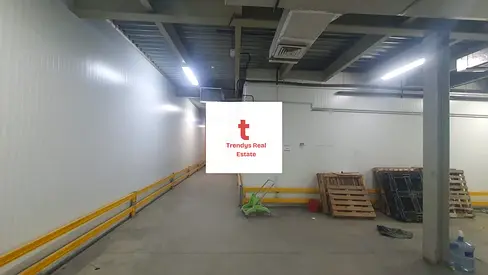 20,000 Sq. Ft Cold storgae built-in warehouses with cold rooms chiller freezer office