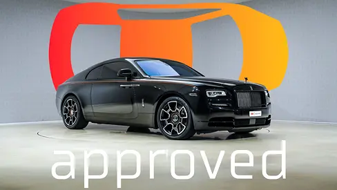 UAEs Very Best Example | Wraith Black Badge | Super Low KM | GCC | 4 Button