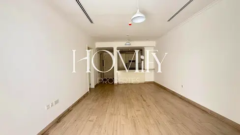 Spacious Layout | Ready to Move | Park View