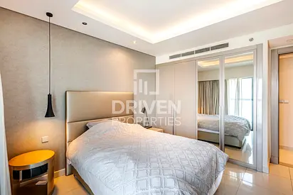 Vacant | Serviced Apt and Prime Location