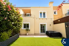 Vacant Now | 3M | Opposite Park | Private