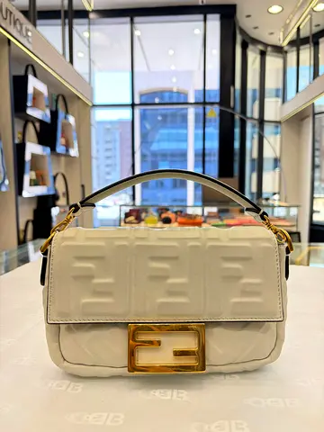 Fendi White Nappa Leather Mini Bagguette Bag (Authentic/PreOwned)
