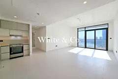 Open to Offers | Mid Floor | Full Marina