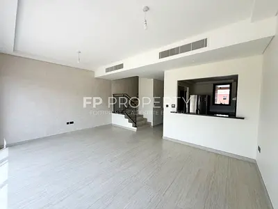 Luxury 4BR + Maid | single row | Lagoon Facing