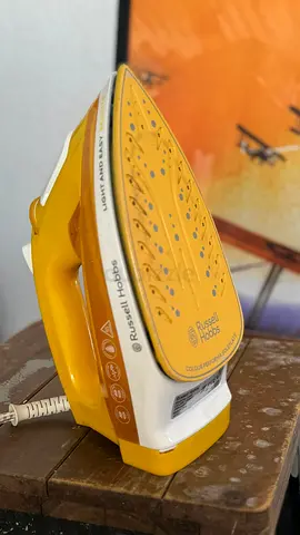 Russell Hobbs Steam Iron - Yellow, Good Working Condition