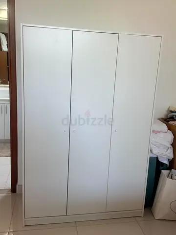 Wardrobe With 3 Doors