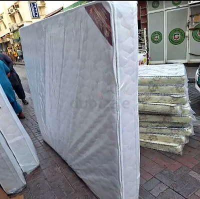 Family bed mattress 180x200cm King size mattress.  All times delivery available