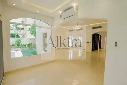 5 BED+MAID | UPGRADED| PRIVATE POOL | SMART HOME