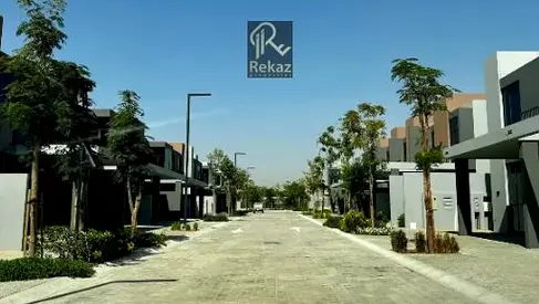 DISTRESS DEAL | BELOW OP PRICE | LUXURY 4BR TOWNHOUSE