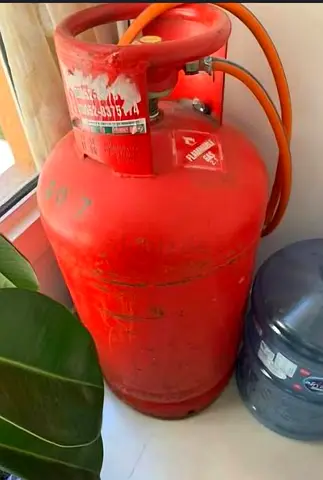 GAS CYLINDER 22