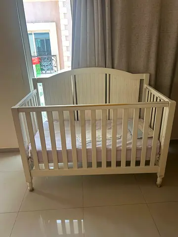 Baby crib pottery barn