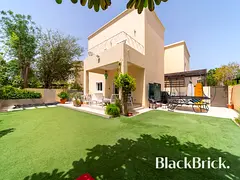 UPGRADED | CLOSE TO POOL&amp;PARK | PRIVATE POOL