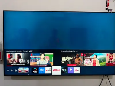 Move-out sale - Samsung 65-inch Smart LED TV in flawless working condition