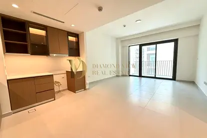 Modern 1BR Apartment | Cedar at Creek Beach | Community View