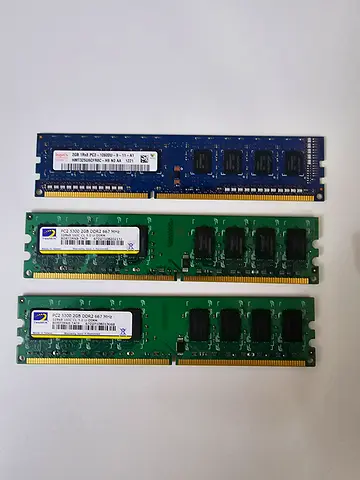 3 x DDR2 Desktop RAM Sticks  - Good Working Condition