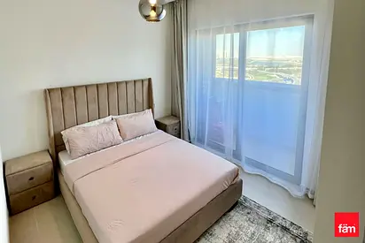 Fully Furnished | Middle Floor | Up To 6 Cheques