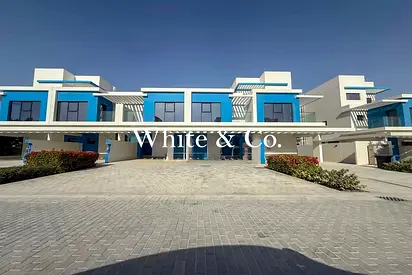 5BR + Maids | End Unit | Private Garden