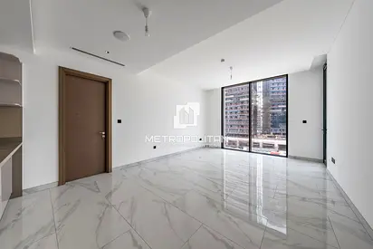 Corner 2BR + Maid | Lagoon View | Large Layout