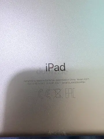 Apple iPad (Silver) - 12.9 “ screen size - excellent - 512 GB - WIFI